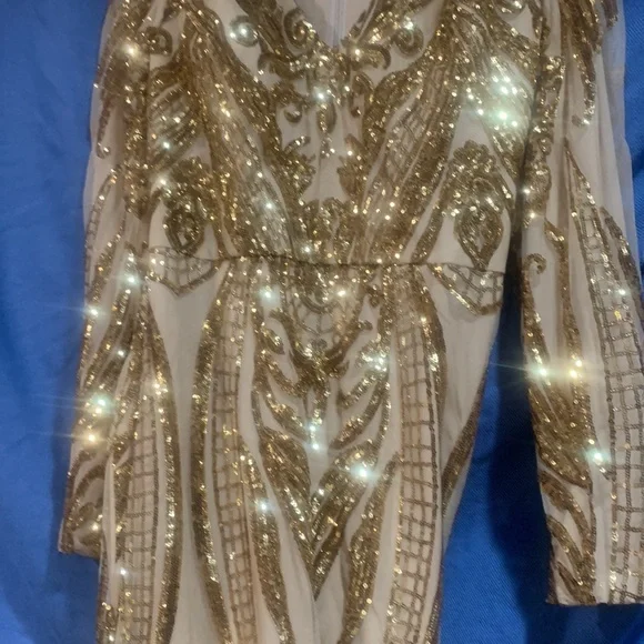 It is sequence dress new size large brig and gold - Picture 4 of 8
